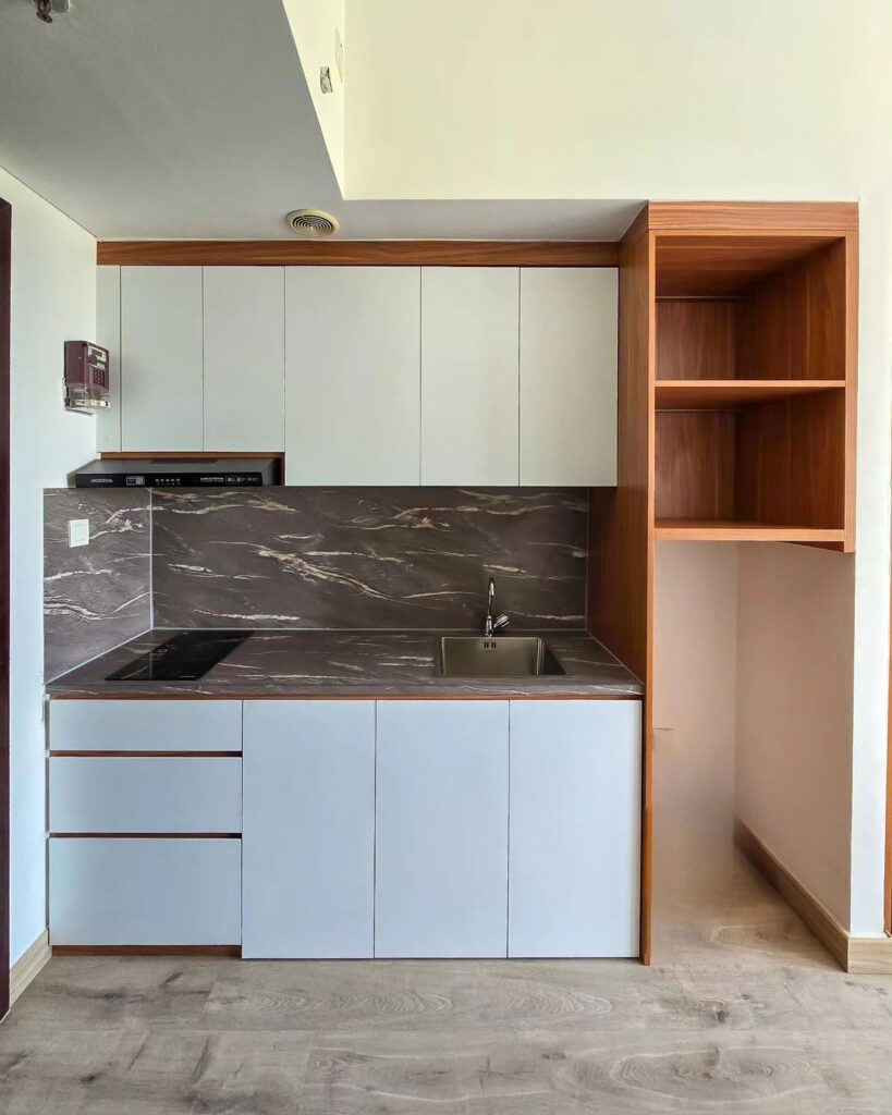 15 Desain Kitchen Set Modern dengan Sentuhan Warna Putih Bersih